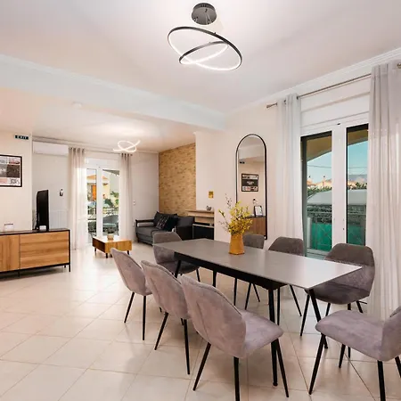 Sammys Sea Breeze Maisonette By Greece Valimítika