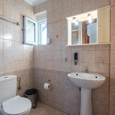 아파트 Sammys Sea Breeze Maisonette By Greece Valimítika