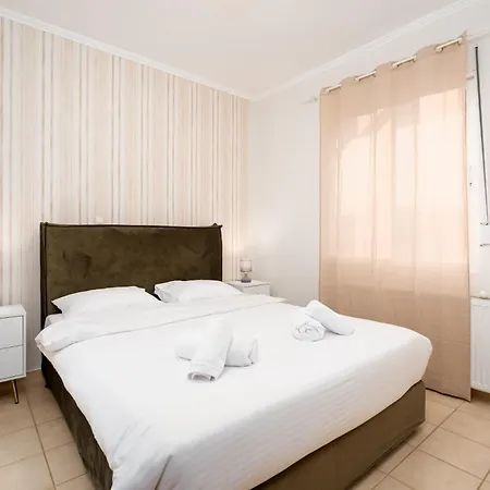 Sammys Sea Breeze Maisonette By Greece 아파트